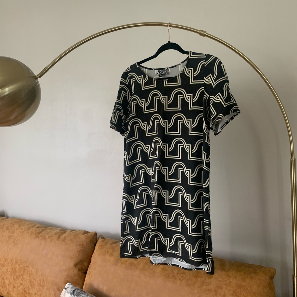 Dusen Dusen Dress